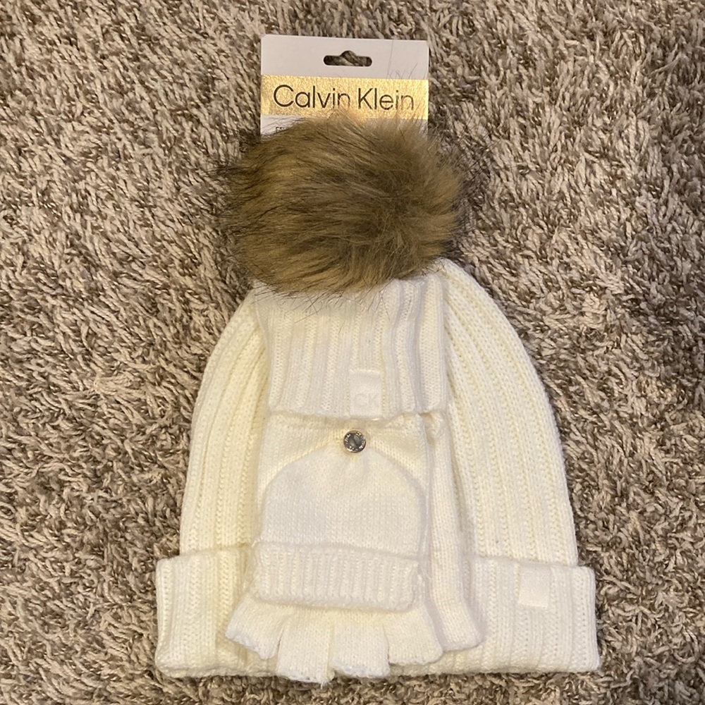 Calvin Klein hat and glove set